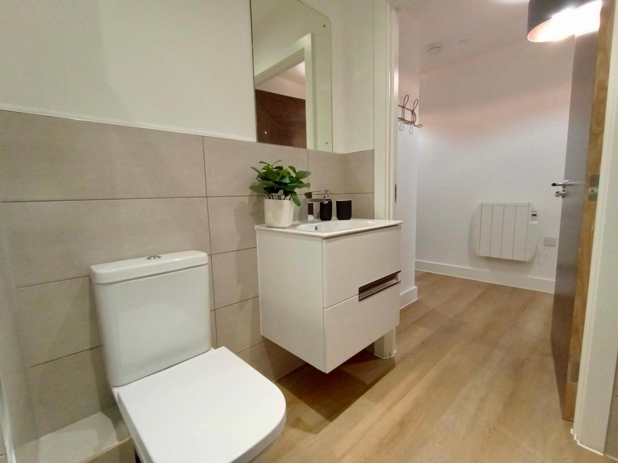 Luxury 2 Bed 2 Bath Flat Near Old Trafford Manchester Exterior foto