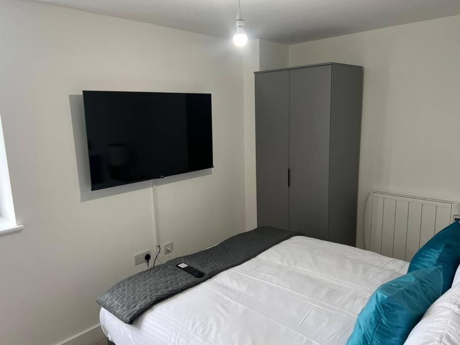 Luxury 2 Bed 2 Bath Flat Near Old Trafford Manchester Exterior foto