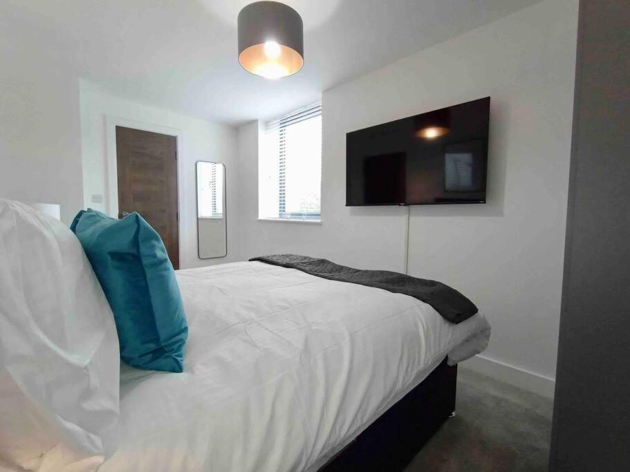 Luxury 2 Bed 2 Bath Flat Near Old Trafford Manchester Exterior foto